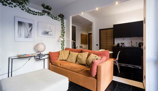 Bilocale con balcone Zona CityLife 